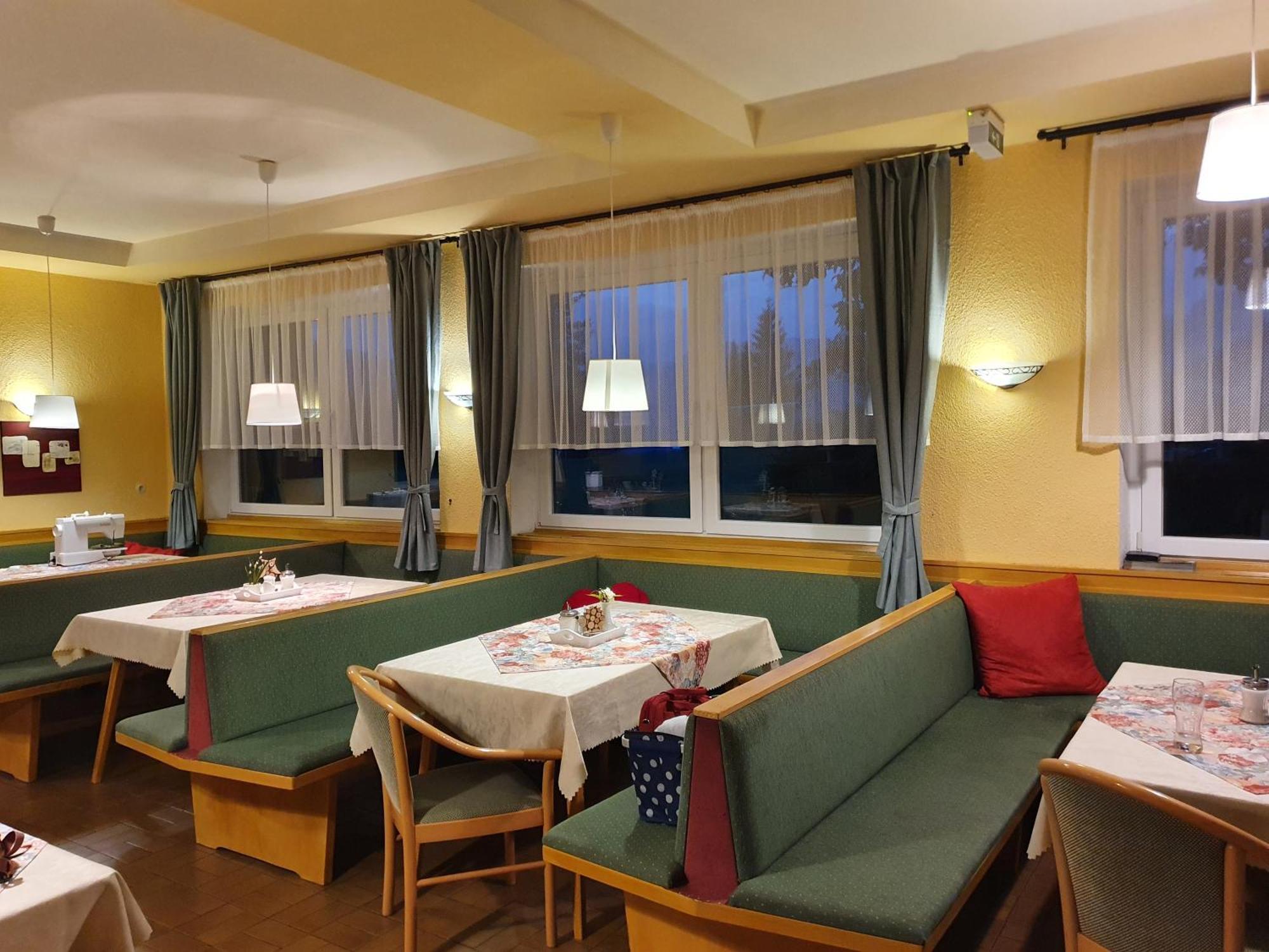 Pension Alpenhaus Фордерстодер Экстерьер фото